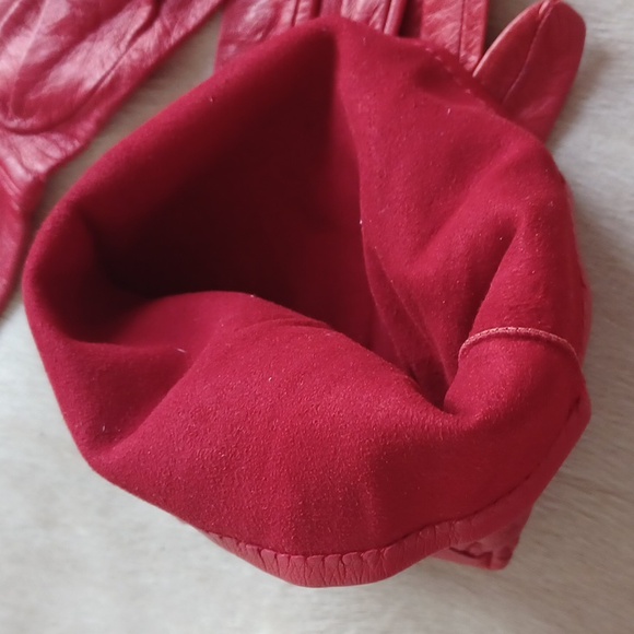 Bergdorf Goodman Leather Gloves - Picture 6 of 12